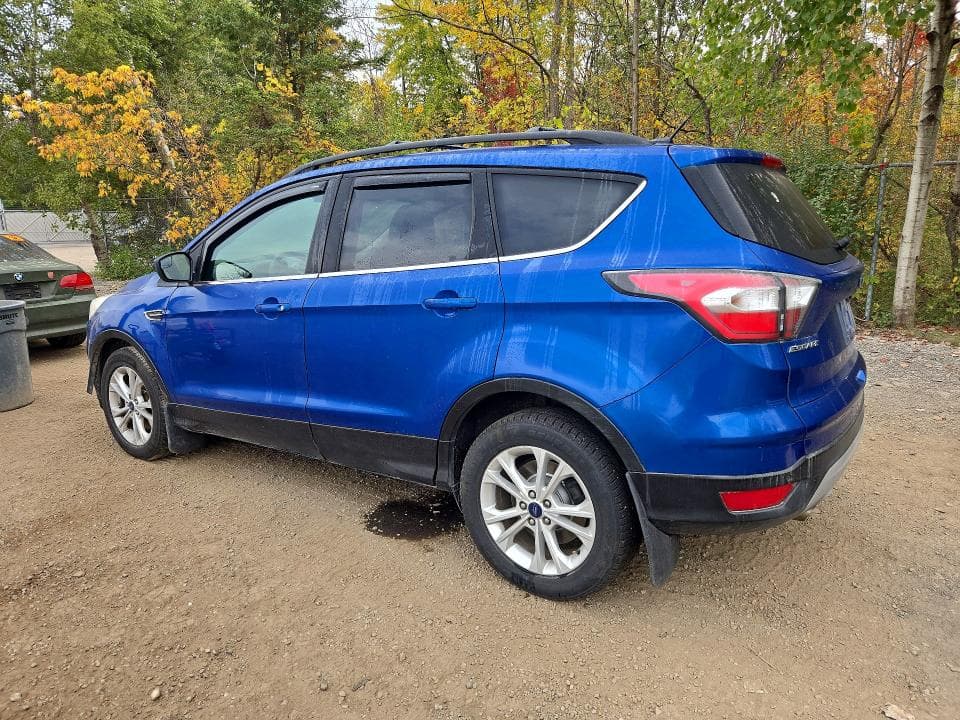 2017 FORD ESCAPE SE 2