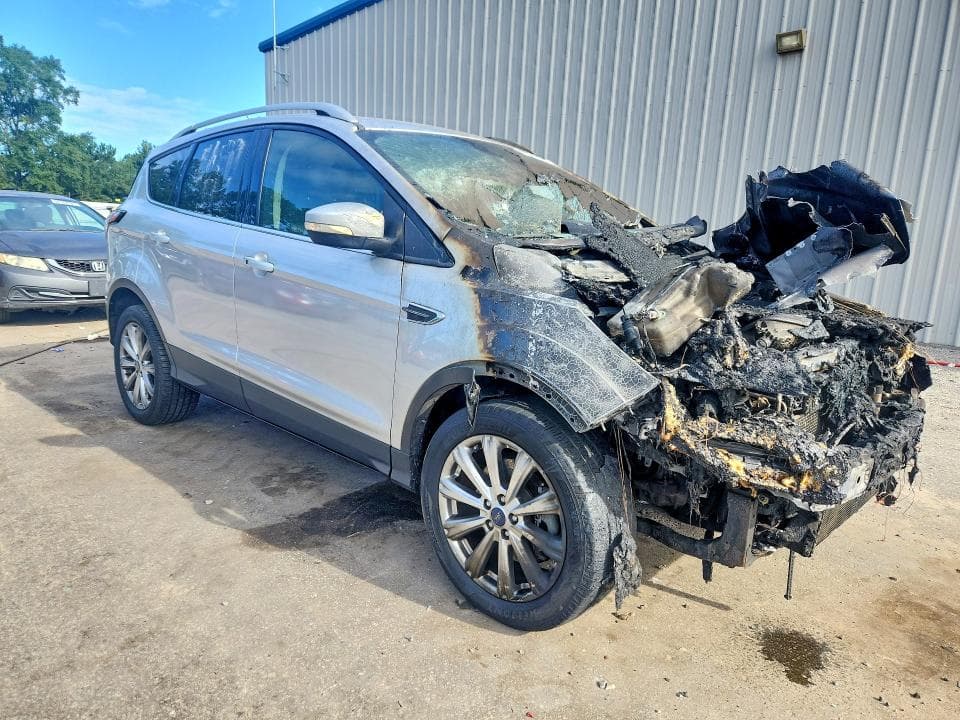 2017 FORD ESCAPE TITANIUM 4