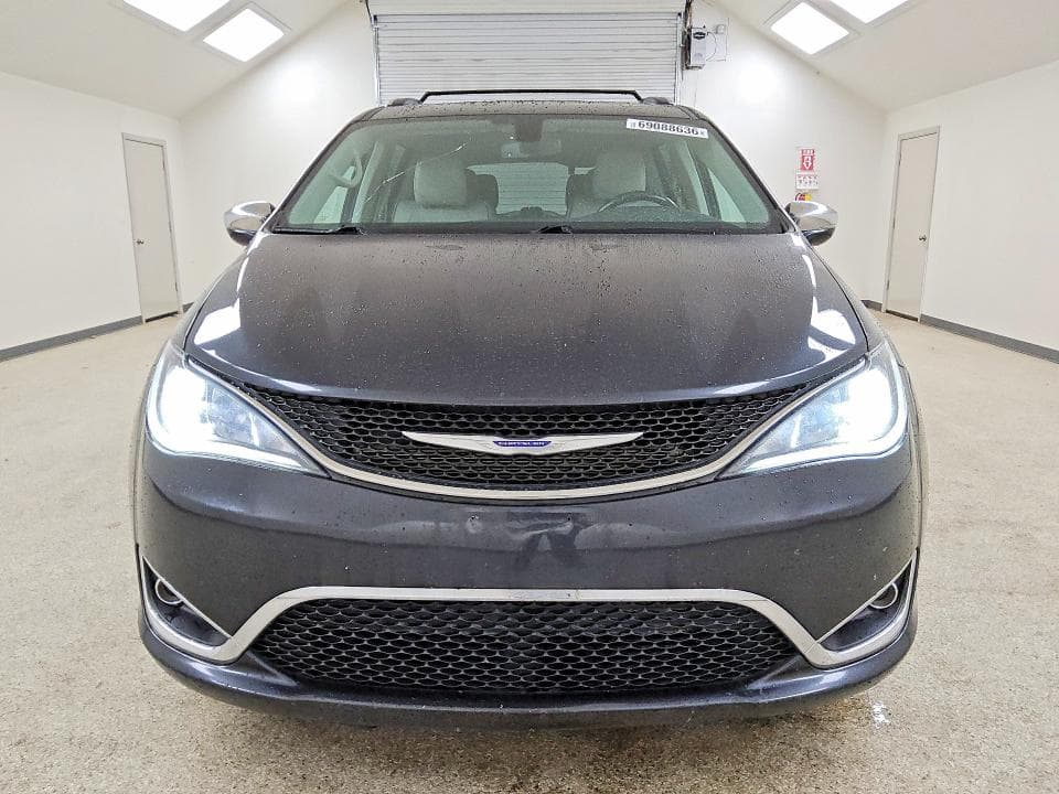 2020 CHRYSLER PACIFICA LIMITED 5