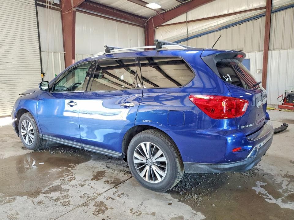 2018 NISSAN PATHFINDER SV 2