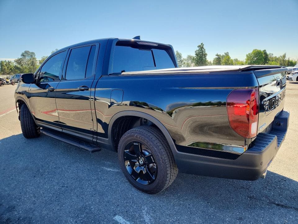2025 HONDA RIDGELINE BLACK EDITION 2