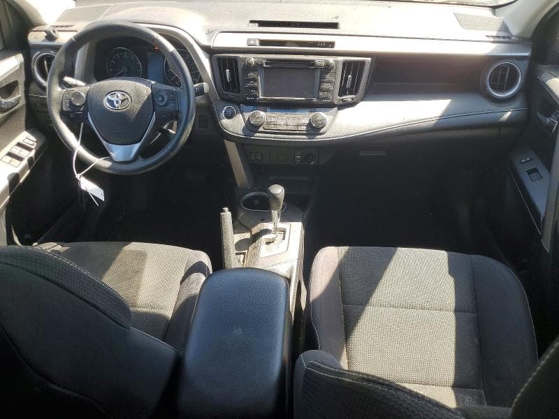 2018 TOYOTA RAV4 XLE 8