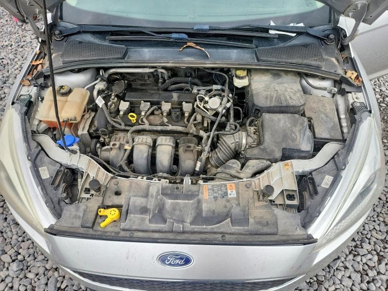 2017 FORD FOCUS SE 11