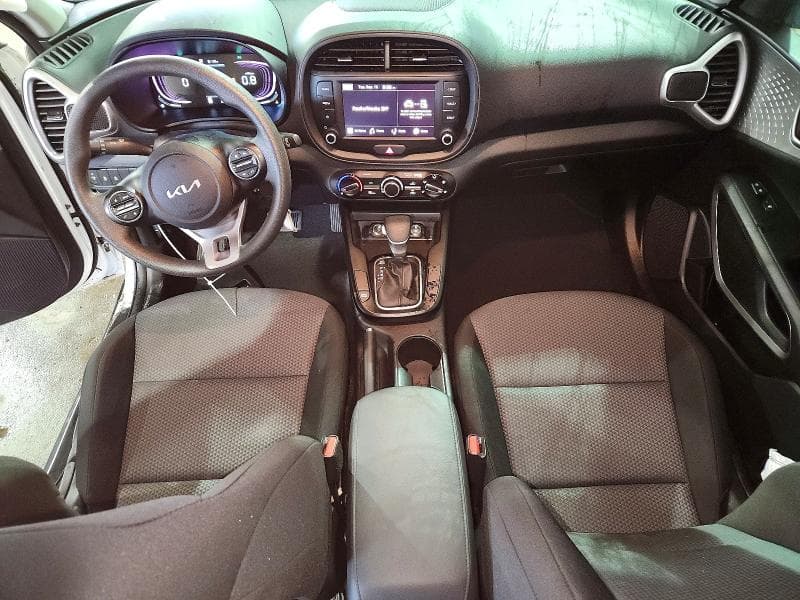 2025 KIA SOUL LX 8