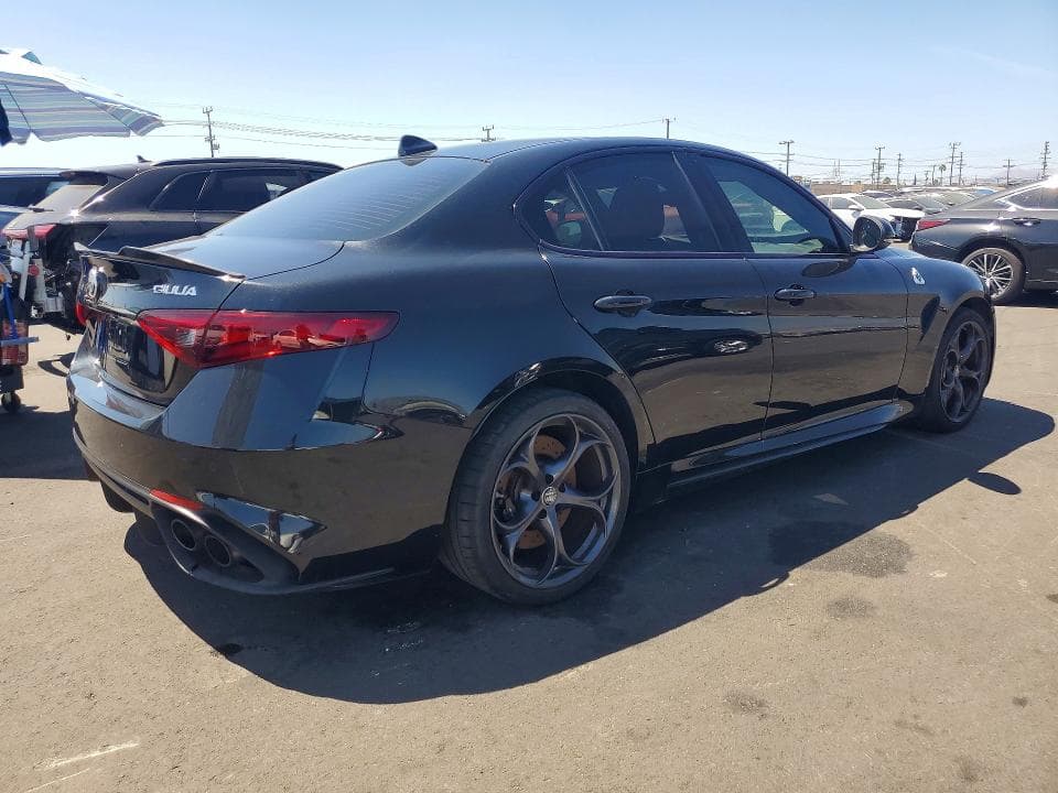 2018 ALFA ROMEO GIULIA QUADRIFOGLIO 3