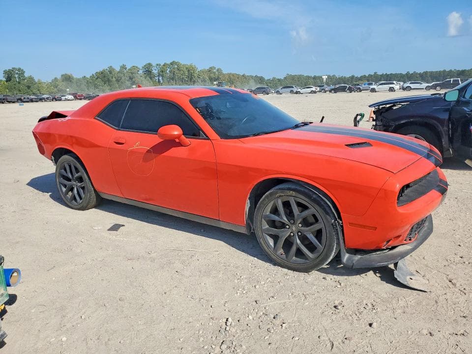2022 DODGE CHALLENGER SXT 4