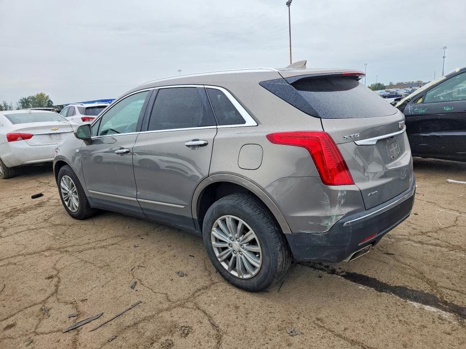 2017 CADILLAC XT5 LUXURY 2