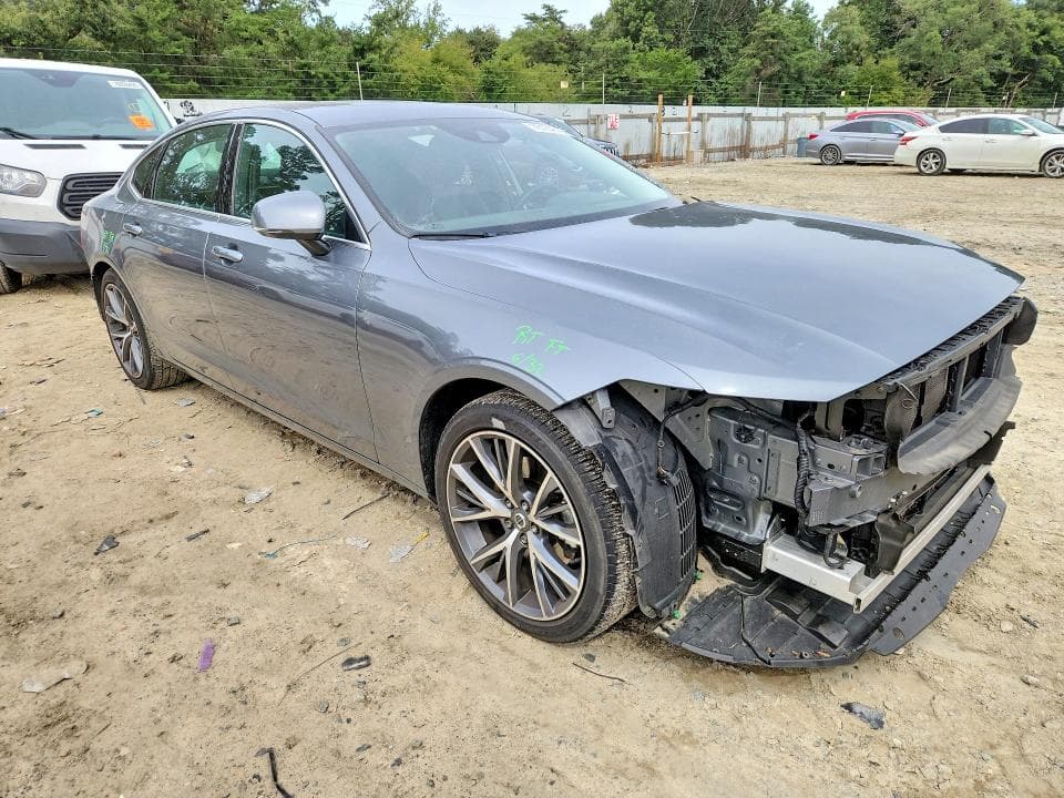 2018 VOLVO S90 T5 MOMENTUM 4