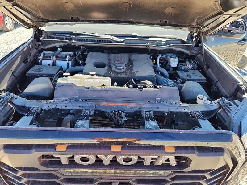 2023 TOYOTA TUNDRA SR5 11