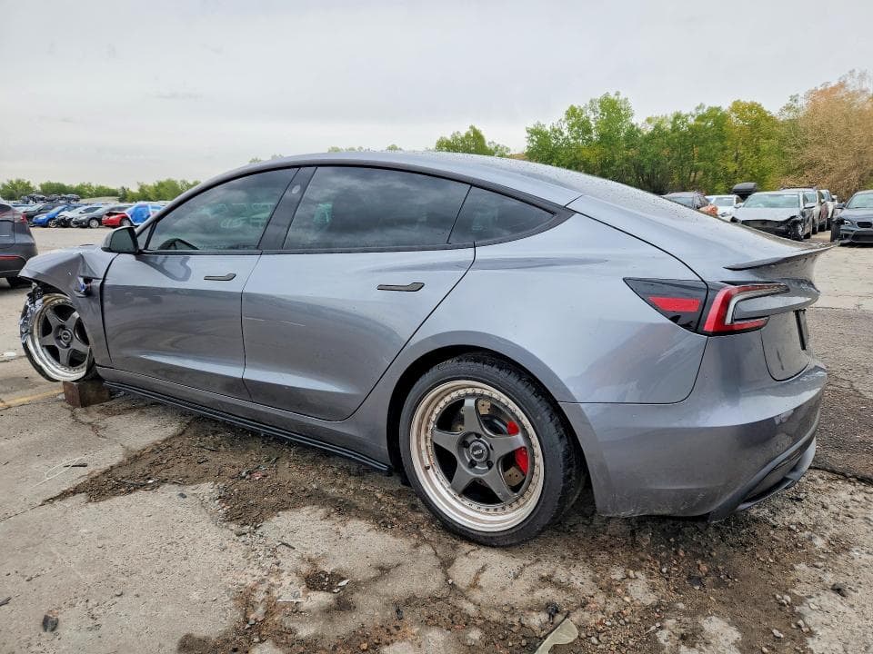 2025 TESLA MODEL 3 2