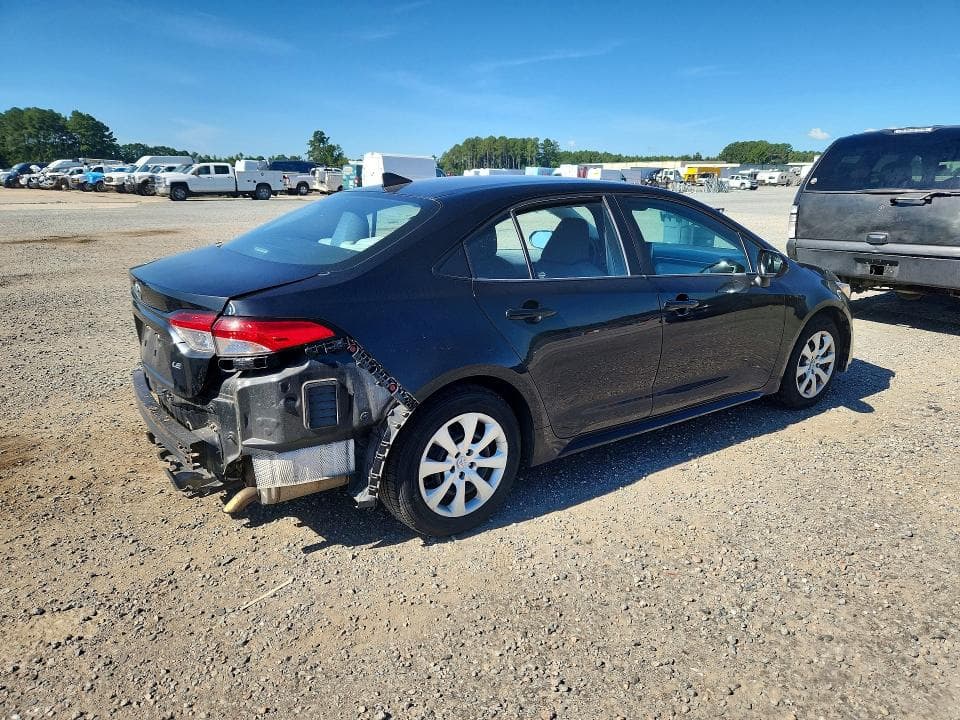 2021 TOYOTA COROLLA LE 3