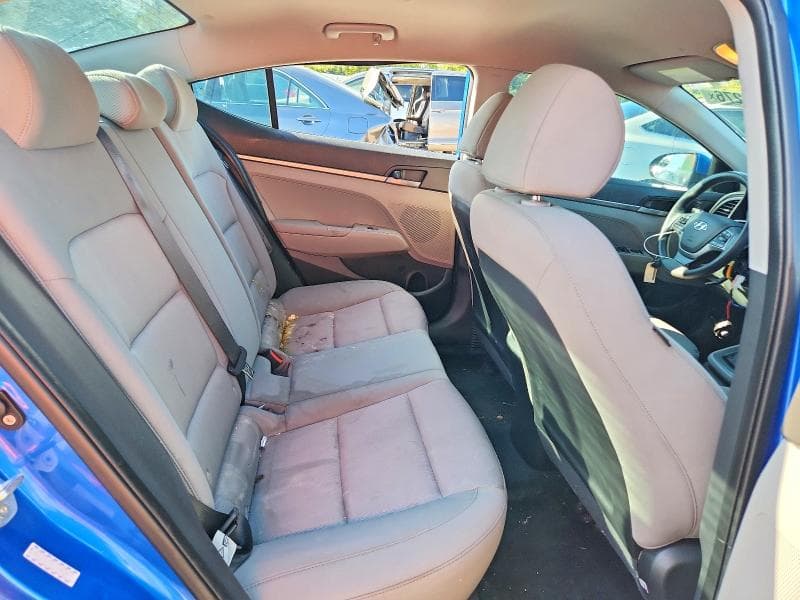 2018 HYUNDAI ELANTRA SE 10