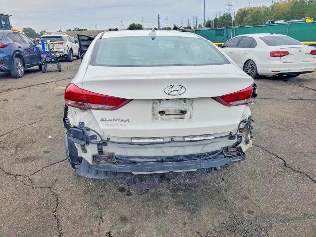 2018 HYUNDAI ELANTRA SEL 6