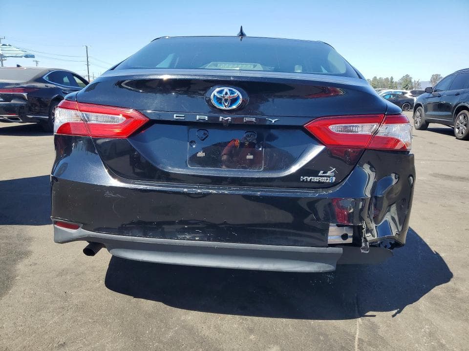 2020 TOYOTA CAMRY HYBRID BASE 6