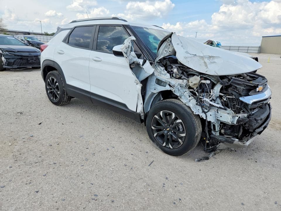 2023 CHEVROLET TRAILBLAZER LT 4