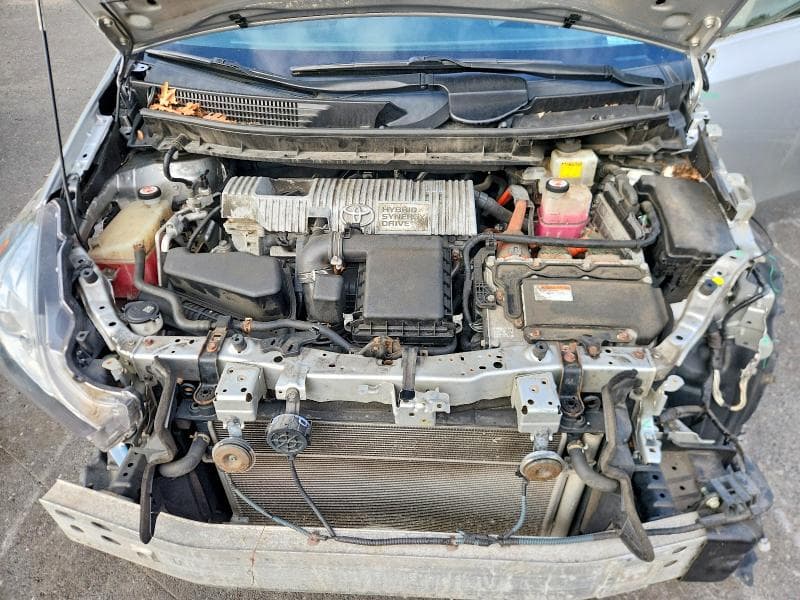 2017 TOYOTA PRIUS V THREE 11