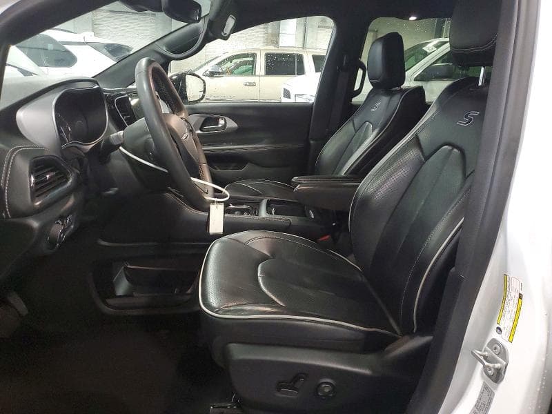2025 CHRYSLER PACIFICA LIMITED 7
