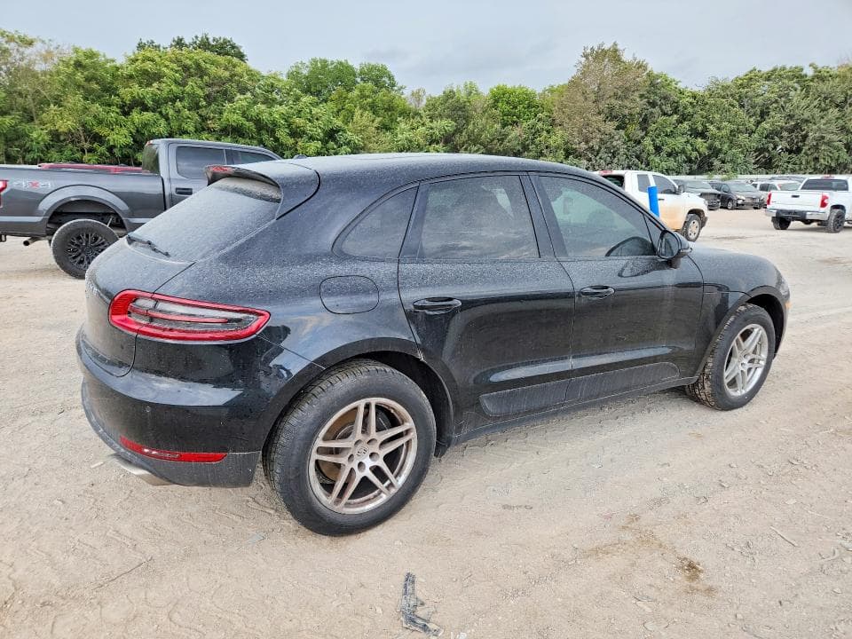 2017 PORSCHE MACAN 3