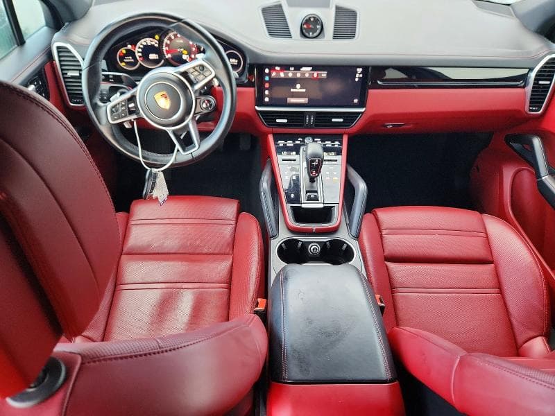 2022 PORSCHE CAYENNE 8