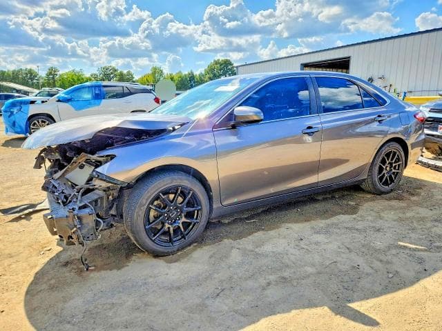 2017 TOYOTA CAMRY LE - 1