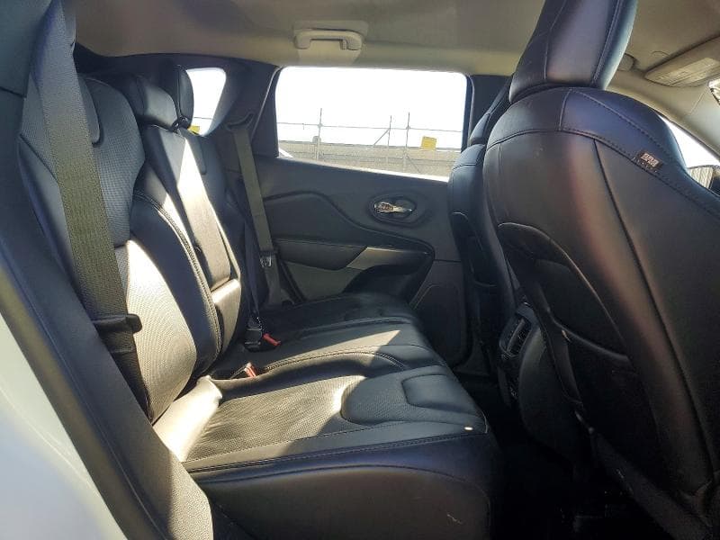 2021 JEEP CHEROKEE LATITUDE LUX 11
