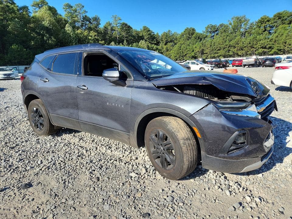 2021 CHEVROLET BLAZER 2LT 4