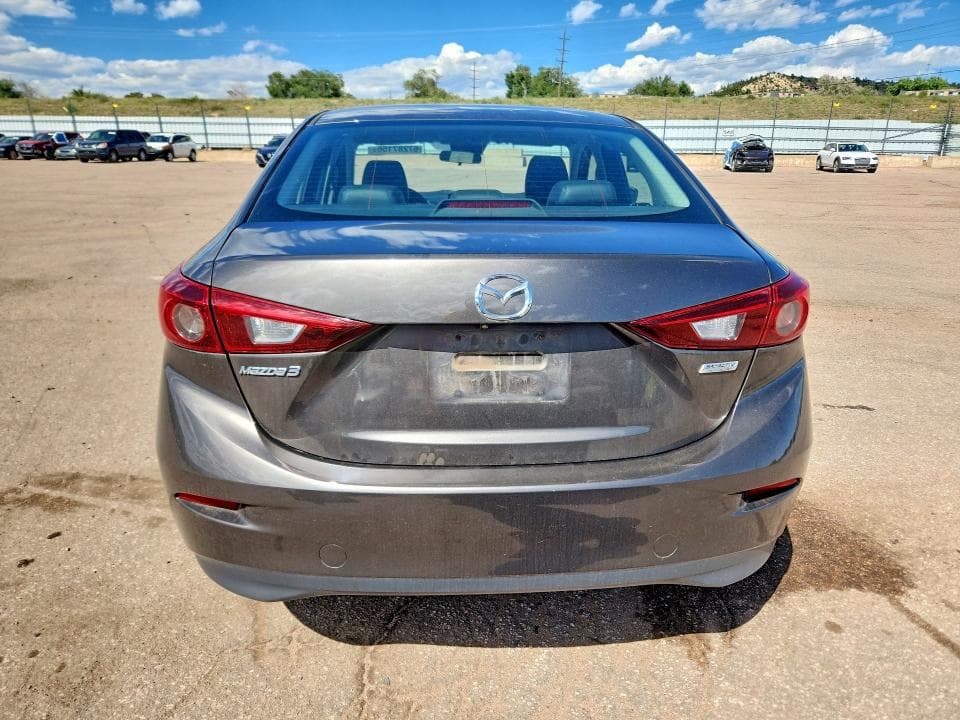 2017 MAZDA 3 TOURING 6