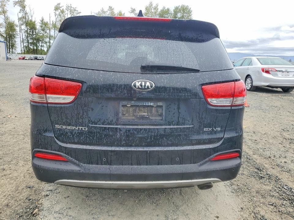 2017 KIA SORENTO EX 6