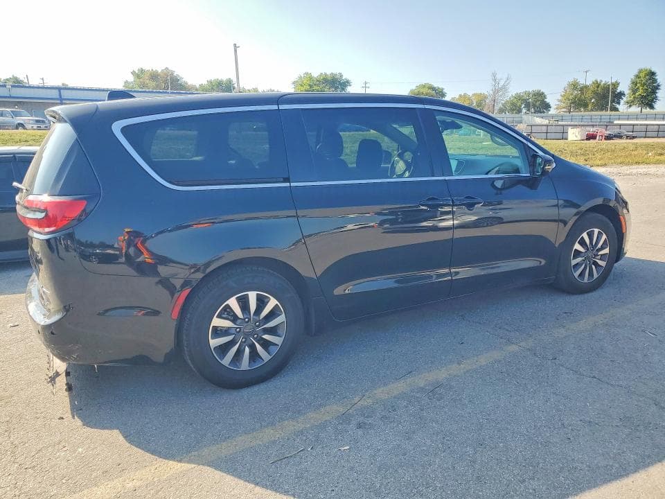 2024 CHRYSLER PACIFICA HYBRID SELECT 3