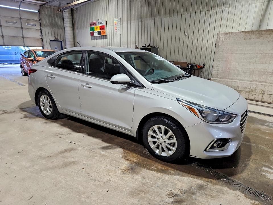 2019 HYUNDAI ACCENT SEL 4