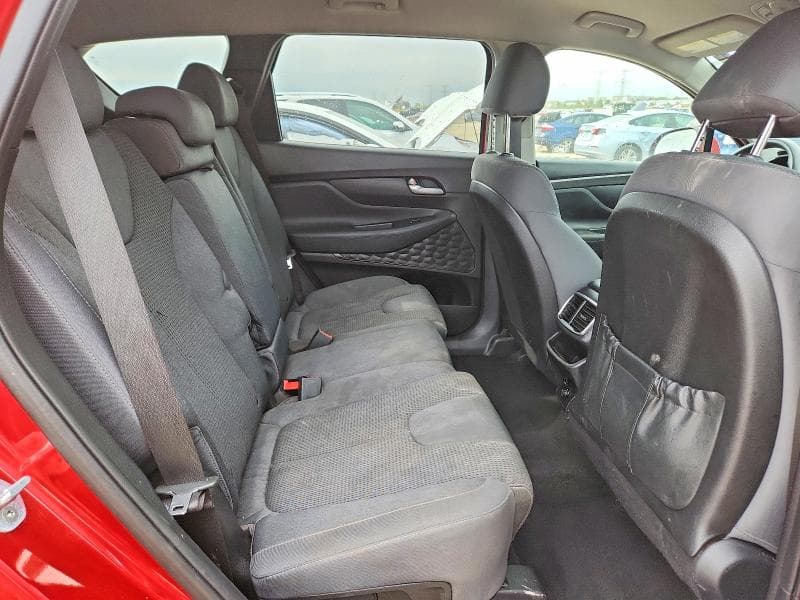 2019 HYUNDAI SANTA FE SE 10