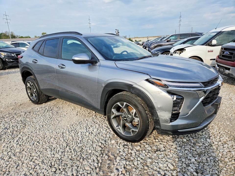 2025 CHEVROLET TRAX 1LT 4