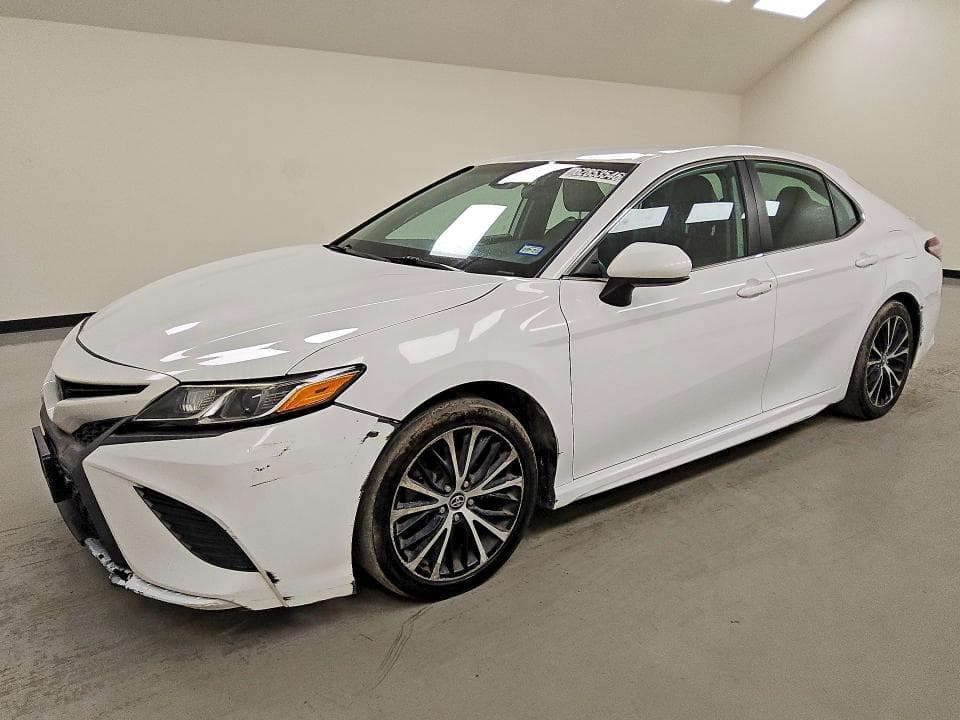 2020 TOYOTA CAMRY SE - 1