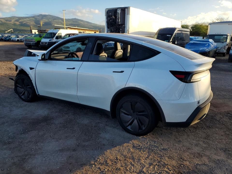 2026 TESLA MODEL Y 2