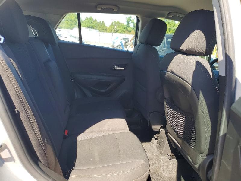 2018 CHEVROLET TRAX LS 11