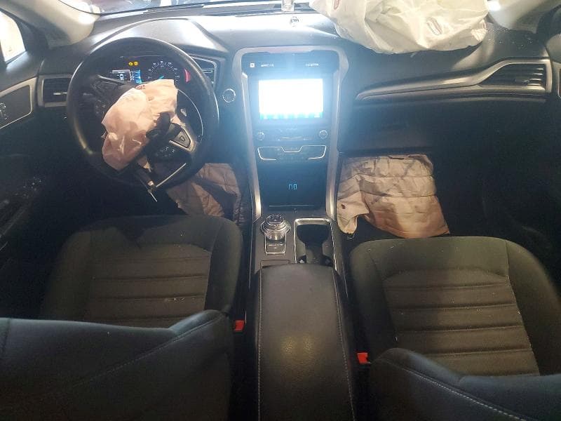 2020 FORD FUSION SE 8