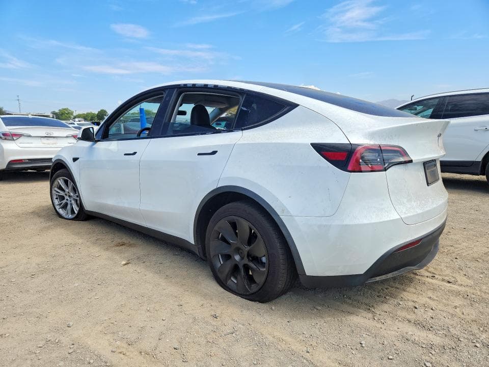 2023 TESLA MODEL Y 2