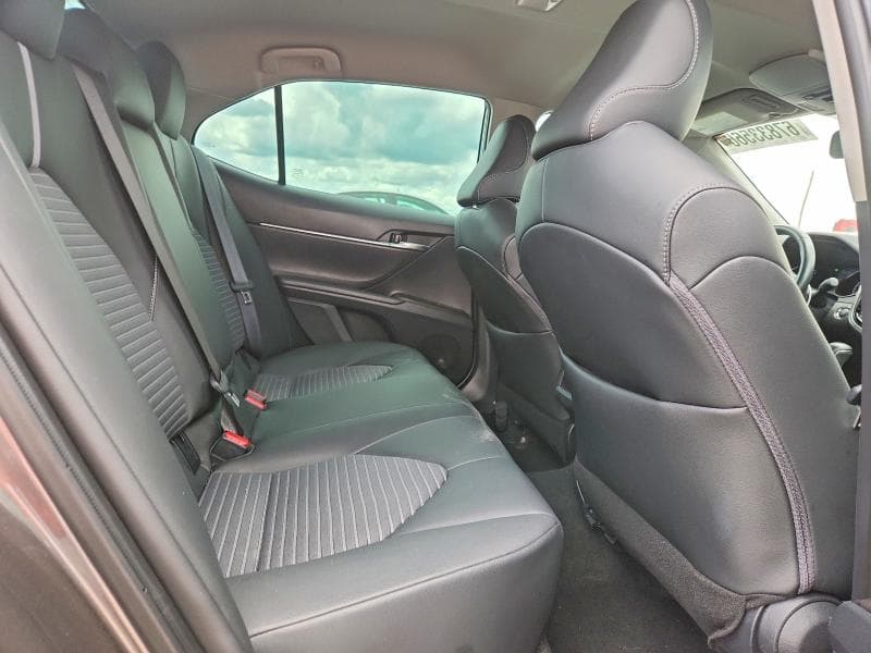 2024 TOYOTA CAMRY SE 10