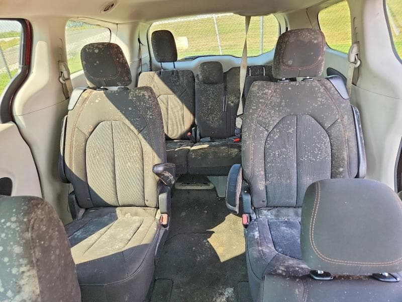 2017 CHRYSLER PACIFICA TOURING 10