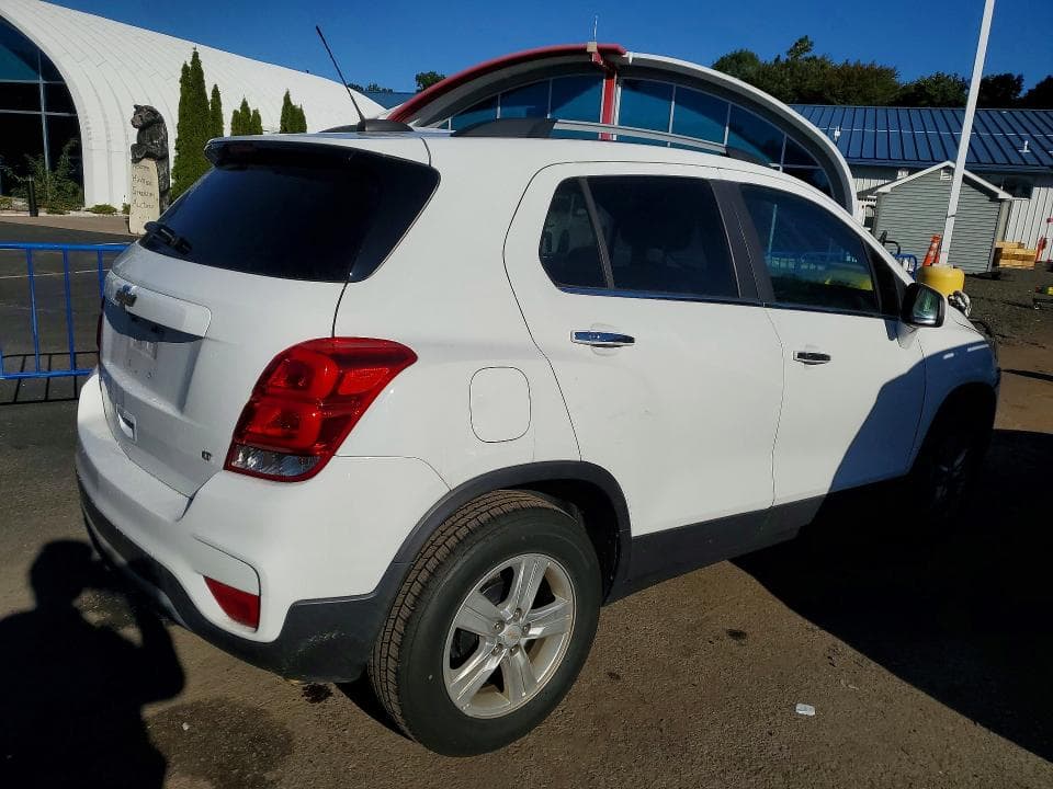2018 CHEVROLET TRAX 1LT 3