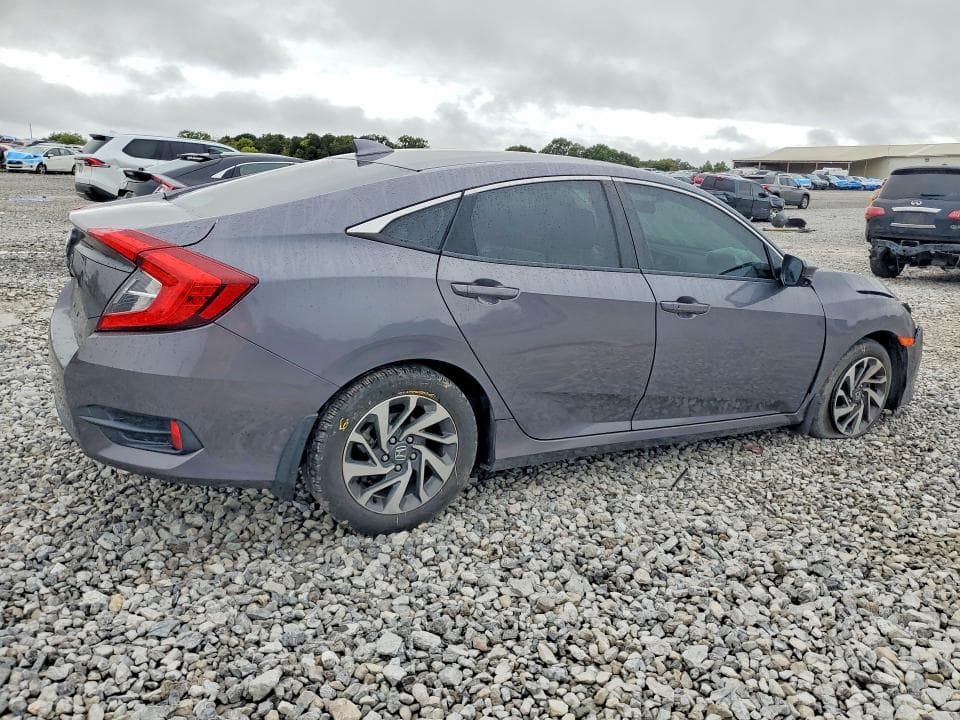 2018 HONDA CIVIC EX 3