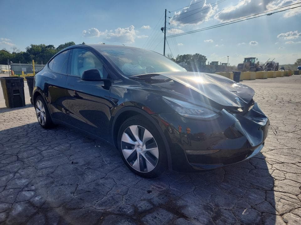 2021 TESLA MODEL Y 4
