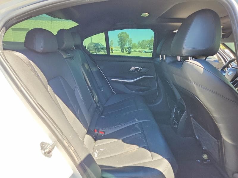 2020 BMW 330I 10