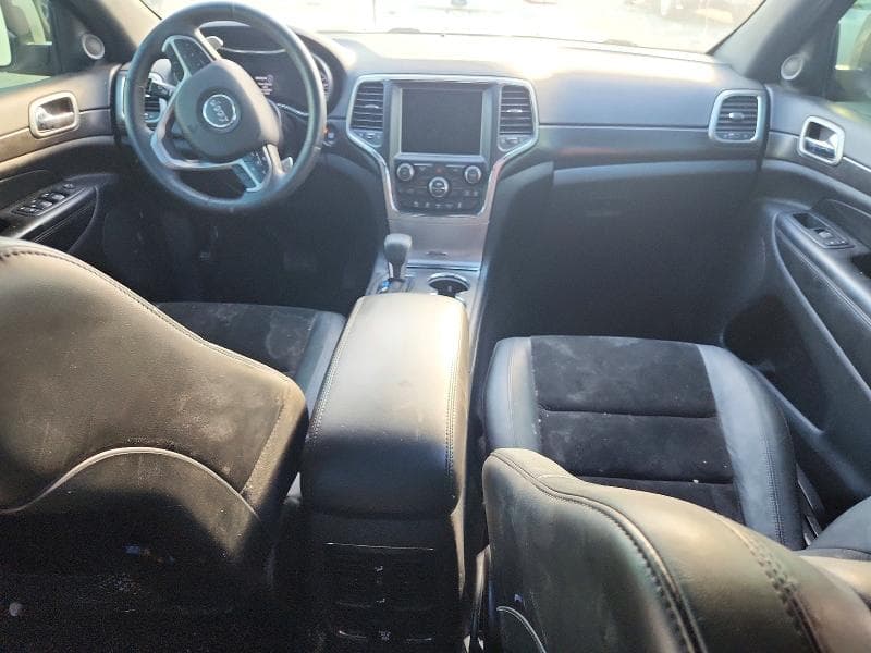 2017 JEEP GRAND CHEROKEE LAREDO 8