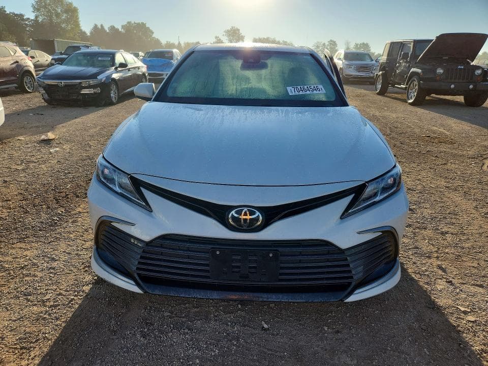 2022 TOYOTA CAMRY LE 5