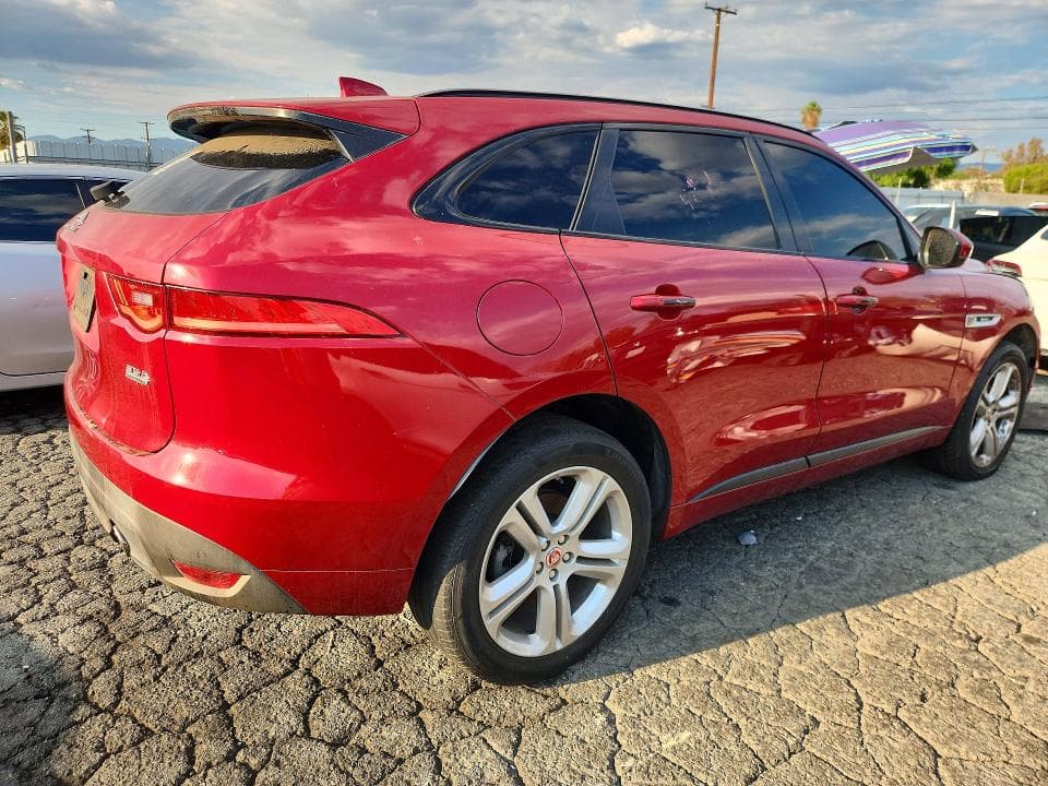 2017 JAGUAR F-PACE R - SPORT 3