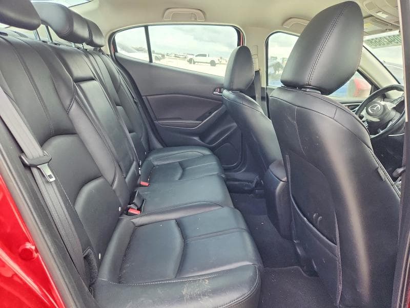 2018 MAZDA 3 TOURING 10