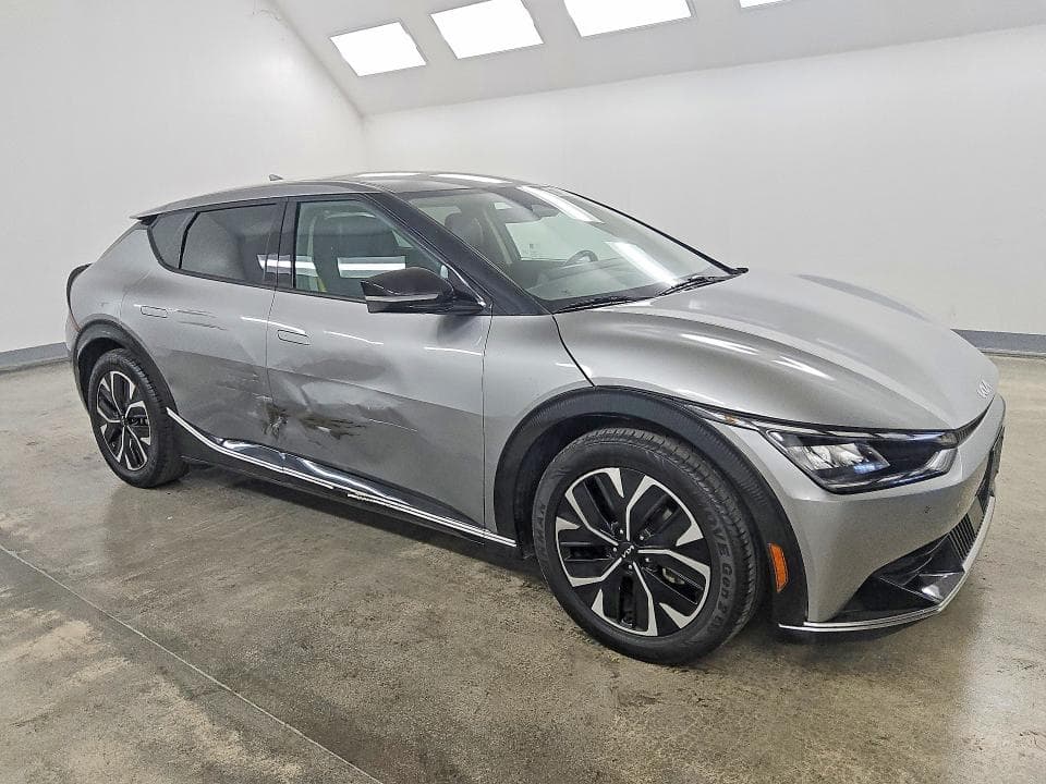 2023 KIA EV6 WIND 4