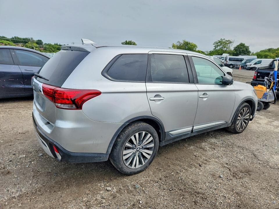 2020 MITSUBISHI OUTLANDER ES 3