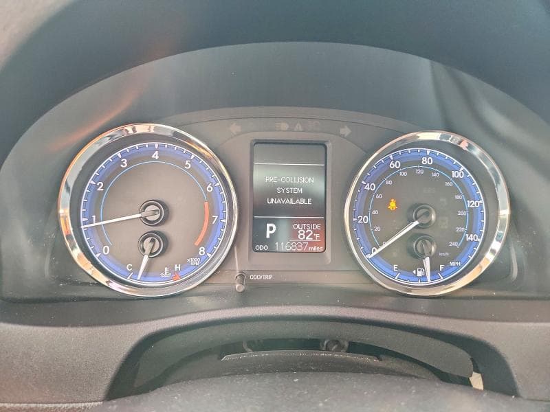 2017 TOYOTA COROLLA LE 9
